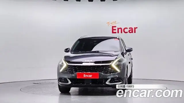 Kia Sportage 2021 — Фото 3/20