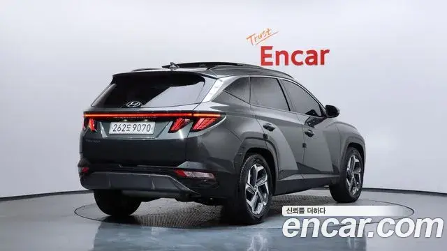 Hyundai Tucson Hybrid 2021 — Photo 19/20