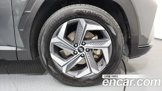 Hyundai Tucson Hybrid 2021 — Photo 15/20
