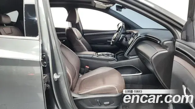 Hyundai Tucson Hybrid 2021 — Photo 2/20