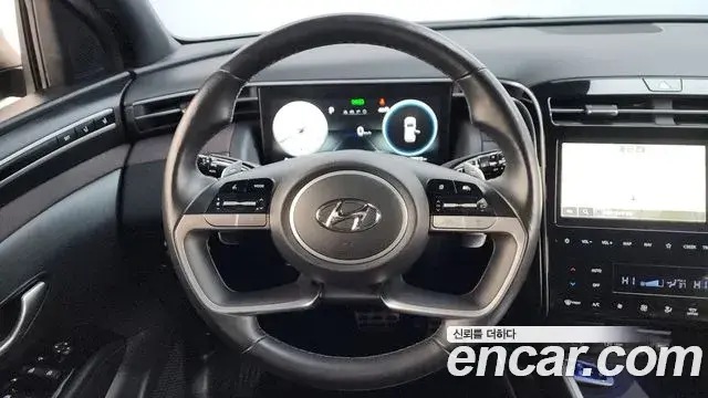 Hyundai Tucson Hybrid 2021 — Photo 9/20