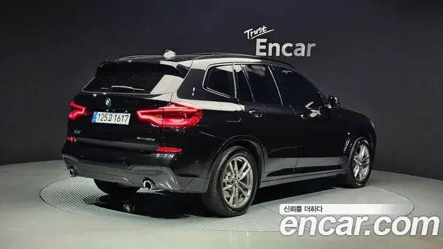 BMW X3 2020 — ფოტო 8/20