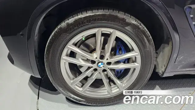 BMW X3 2020 — ფოტო 18/20