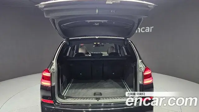 BMW X3 2020 — ფოტო 15/20