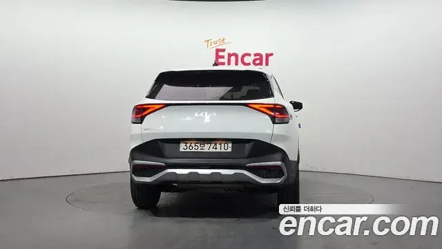 Kia Sportage 2022 — Şəkil 18/20