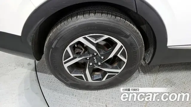 Kia Sportage 2022 — Şəkil 11/20