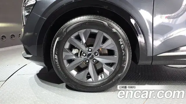 Kia Sportage 2022 — Şəkil 17/20