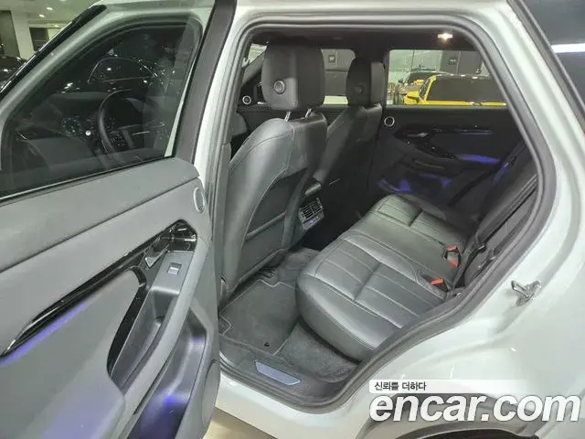 Land Rover Range Rover Evoque 2025 — Şəkil 19/20