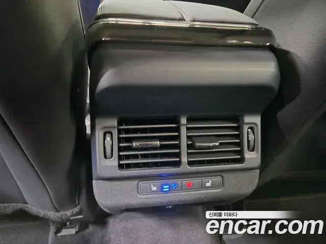 Land Rover Range Rover Evoque 2025 — Şəkil 18/20