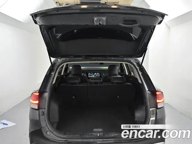 Kia Sportage 2024 — Şəkil 16/20