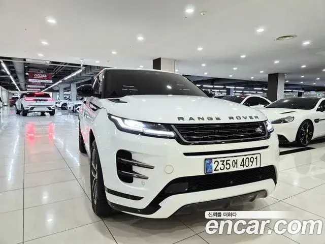 Land Rover Range Rover Evoque 2025 — ფოტო 1/20