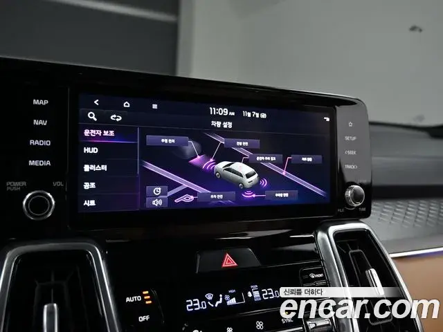 Kia Sorento 2021 — ფოტო 2/20