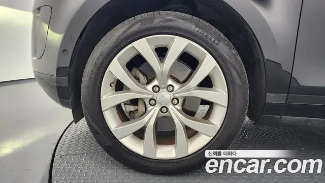 Land Rover Range Rover Evoque 2020 — ფოტო 15/20