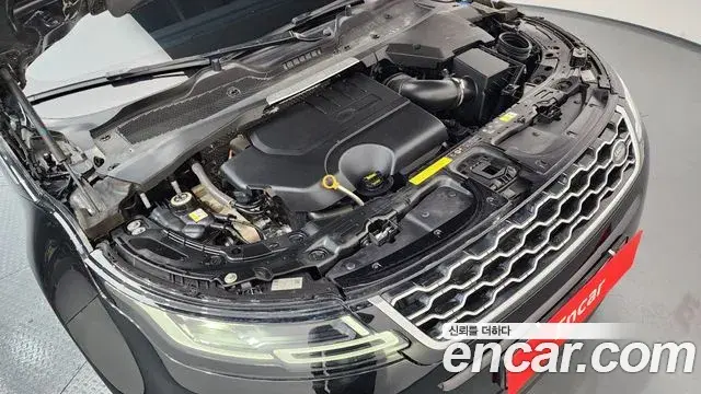 Land Rover Range Rover Evoque 2020 — ფოტო 17/20