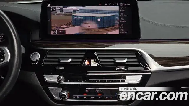 BMW 5 Series 2021 — ფოტო 20/20