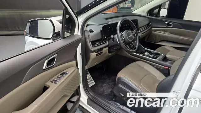 Kia Carnival 2024 — Фото 9/20