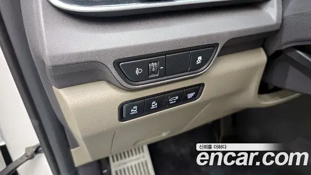 Kia Carnival 2024 — Фото 14/20
