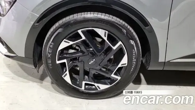 Kia Sportage 2021 — Photo 10/16