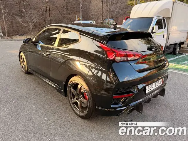 Hyundai Veloster 2019 — Фото 4/18