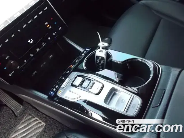Hyundai Tucson Hybrid 2021 — Photo 15/20