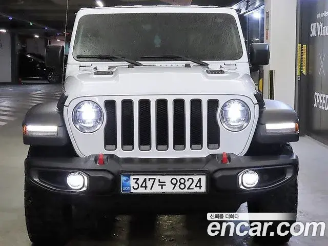 Jeep Wrangler 2021 — Photo 19/20