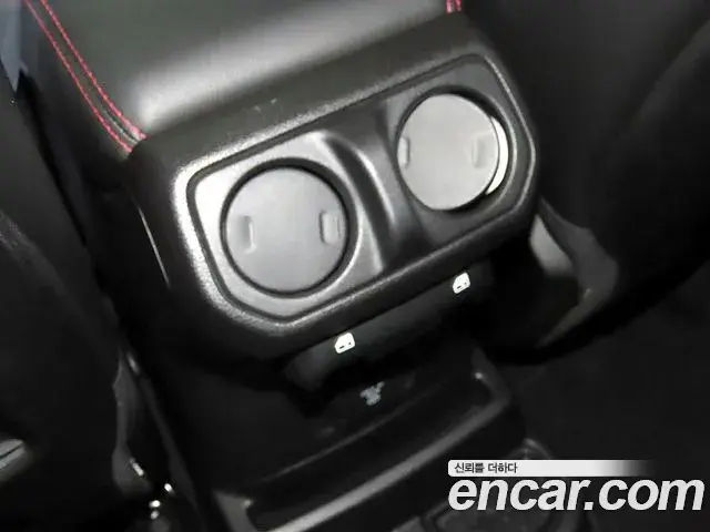 Jeep Wrangler 2021 — Photo 18/20
