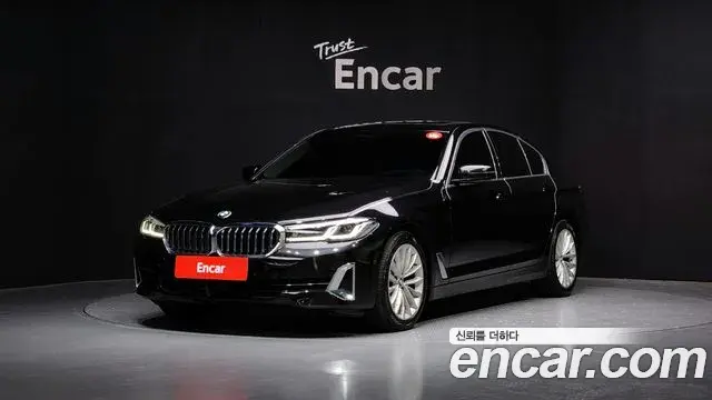 BMW 5 Series 2022 — Şəkil 7/20