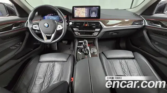 BMW 5 Series 2022 — Şəkil 18/20