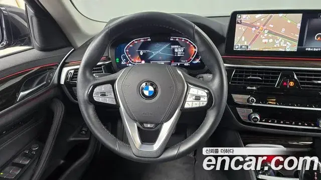 BMW 5 Series 2022 — Şəkil 10/20
