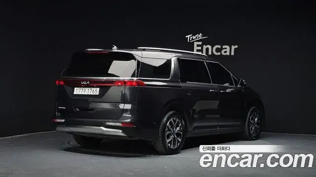 Kia Carnival 2022 — Photo 2/20