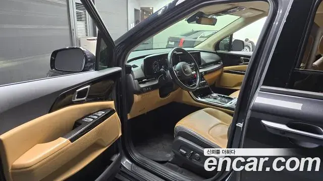Kia Carnival 2022 — Photo 10/20