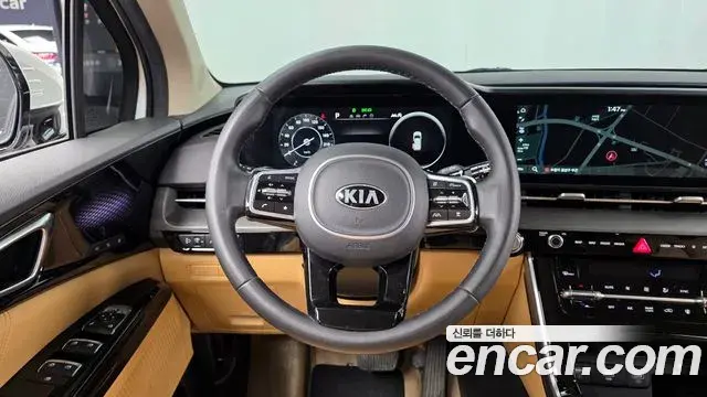 Kia Carnival 2021 — Фото 13/20