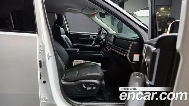 Hyundai Santa Fe 2023 — Şəkil 10/20