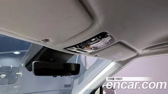 Hyundai Santa Fe 2023 — Şəkil 17/20
