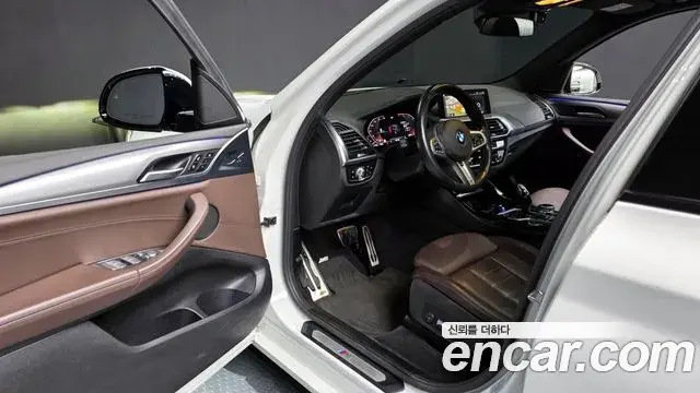 BMW X3 2021 — ფოტო 17/20