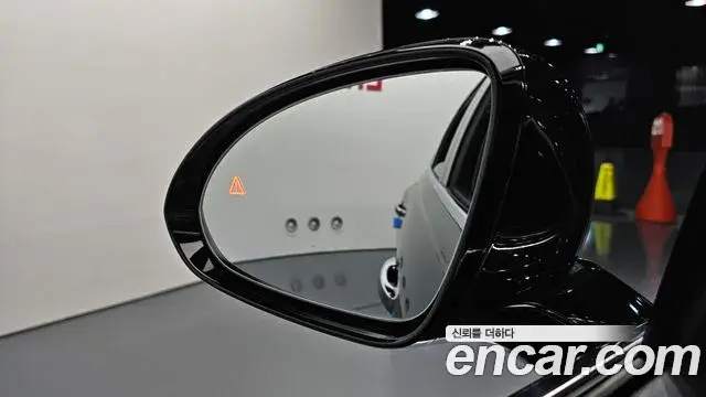 Genesis G80 2023 — ფოტო 13/20