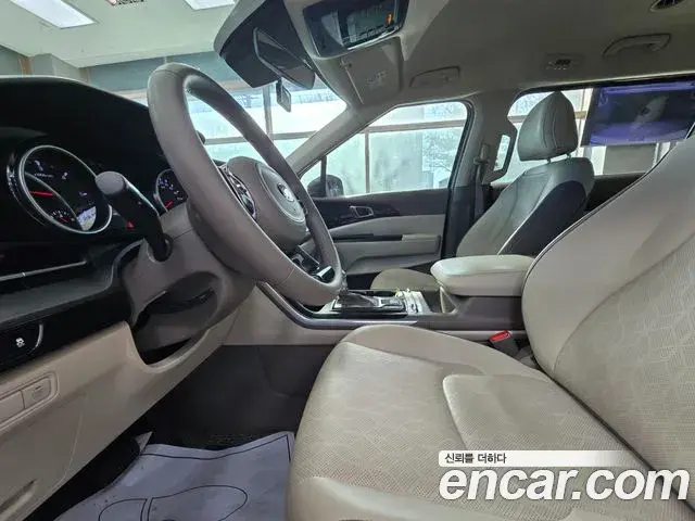 Kia Carnival 2021 — Şəkil 7/20