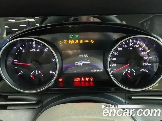 Kia Carnival 2021 — Şəkil 14/20