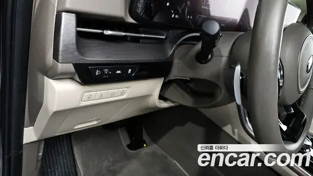 Kia Carnival 2021 — Фото 17/20