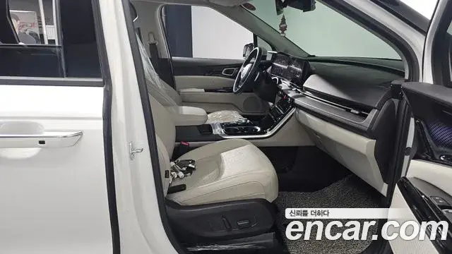 Kia Carnival 2023 — Şəkil 13/20