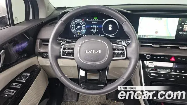 Kia Carnival 2023 — Şəkil 19/20