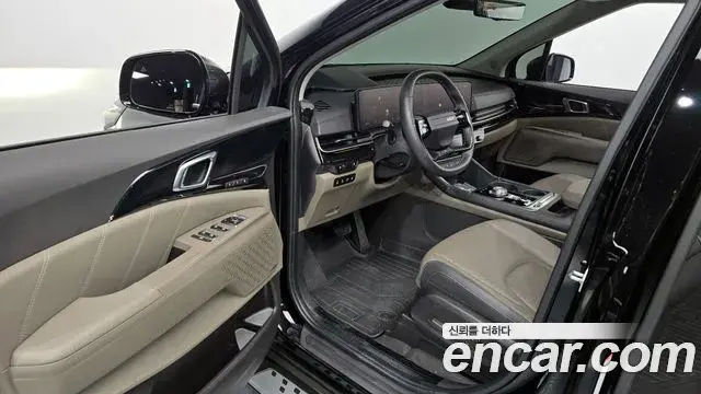 Kia Carnival 2025 — Şəkil 15/20