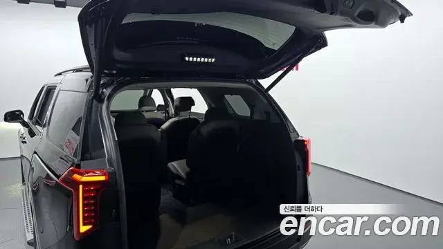 Kia Carnival 2025 — Şəkil 9/20