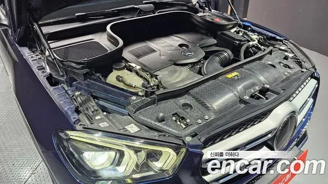 Mercedes-Benz GLE-Class 2019 — Şəkil 4/20