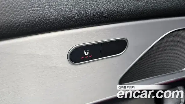 Mercedes-Benz GLE-Class 2019 — Şəkil 14/20