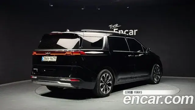 Kia Carnival 2022 — ფოტო 1/20