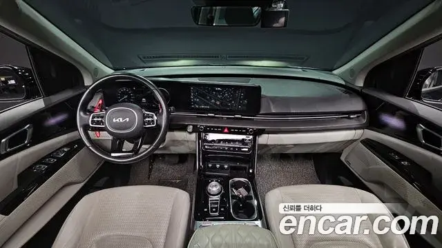 Kia Carnival 2022 — ფოტო 8/20