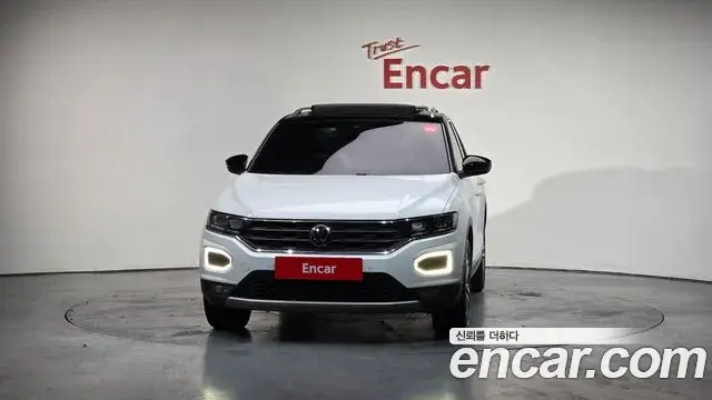 Volkswagen T-Roc 2021 — Şəkil 15/20
