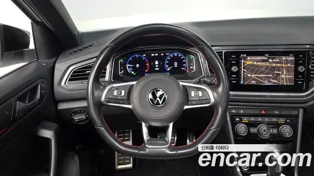 Volkswagen T-Roc 2021 — Şəkil 9/20
