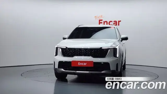 Kia Sorento 2023 — Фото 2/20